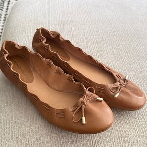 ANTONIO MELANI Brown Scalloped Flats